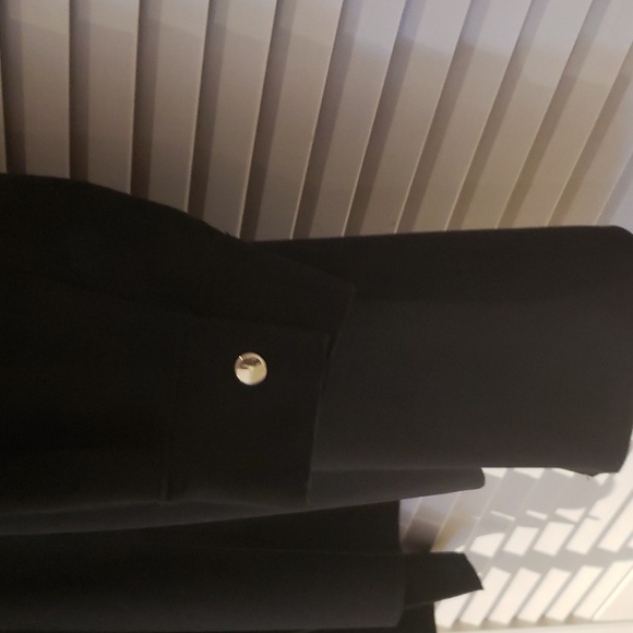 Casual Top - Picture 4 of 5